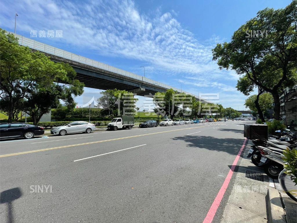 東隆凱悅高樓美美河景戶房屋室內格局與周邊環境
