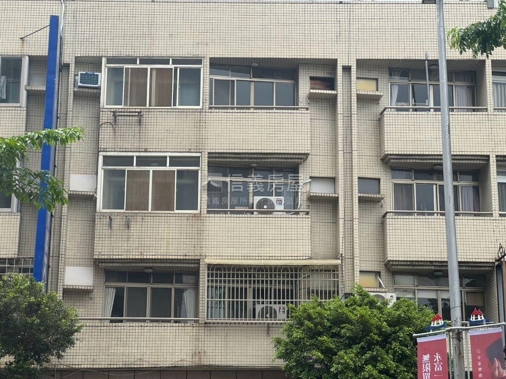 五權西路四層臨路透天Ｃ房屋室內格局與周邊環境