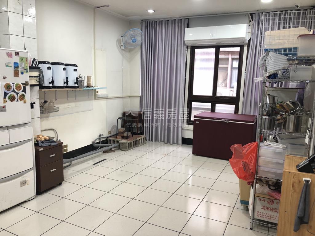 正西大路雙面臨路透店房屋室內格局與周邊環境