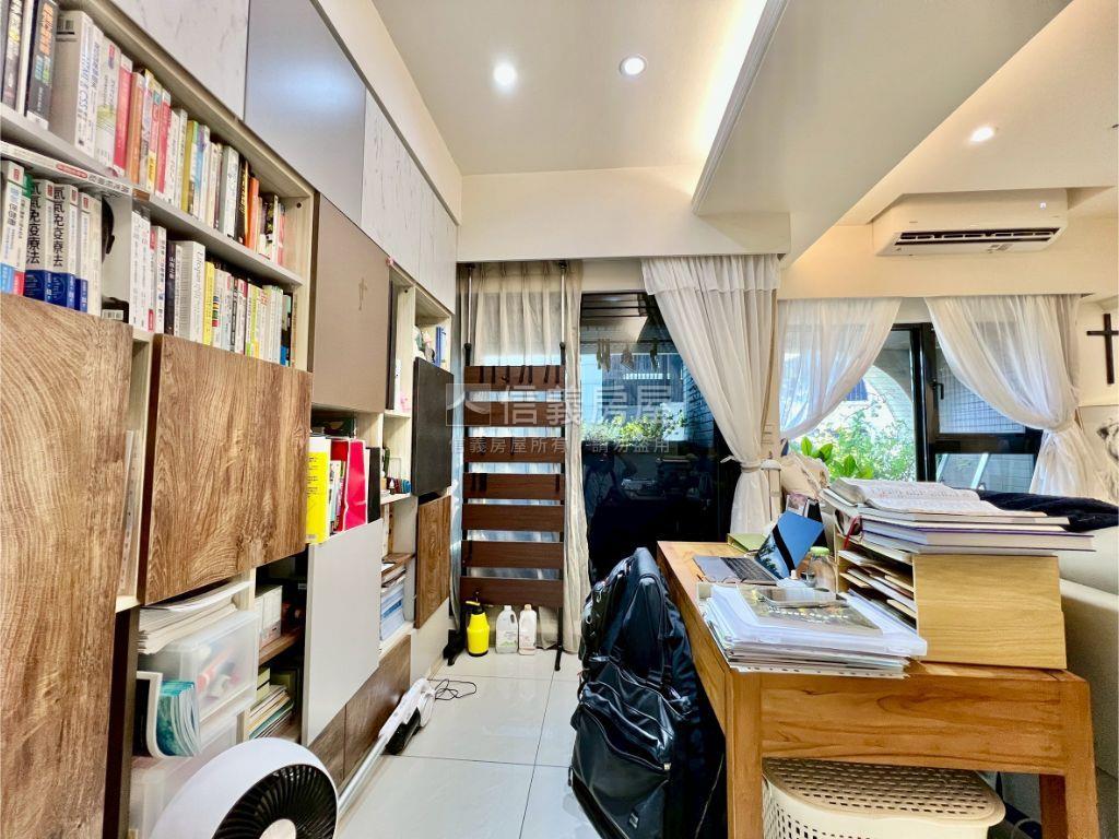 晴空ＳＫＹ・高質感河景宅房屋室內格局與周邊環境