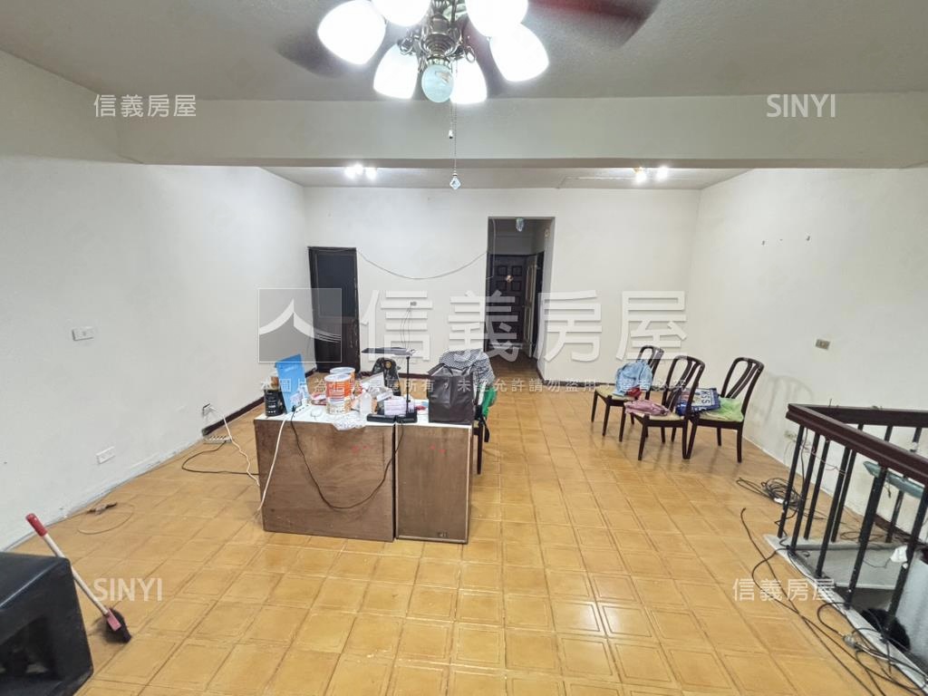 杭州靜巷面寬１樓房屋室內格局與周邊環境