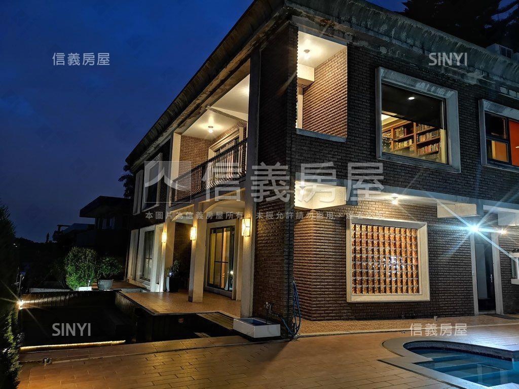 陽明山．柏園山莊泳池別墅房屋室內格局與周邊環境
