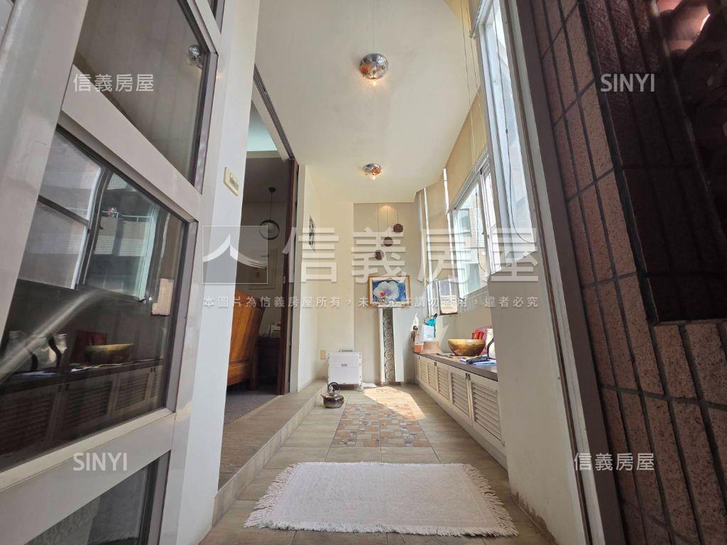 專！鳥松龍揚車庫美透房屋室內格局與周邊環境