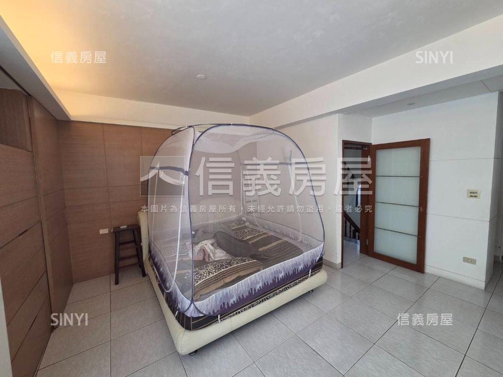 專！鳥松龍揚車庫美透房屋室內格局與周邊環境