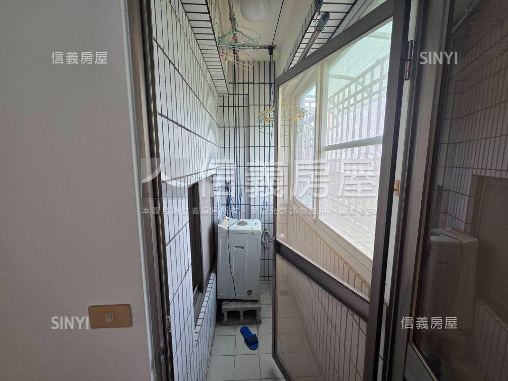 專！鳥松龍揚車庫美透房屋室內格局與周邊環境