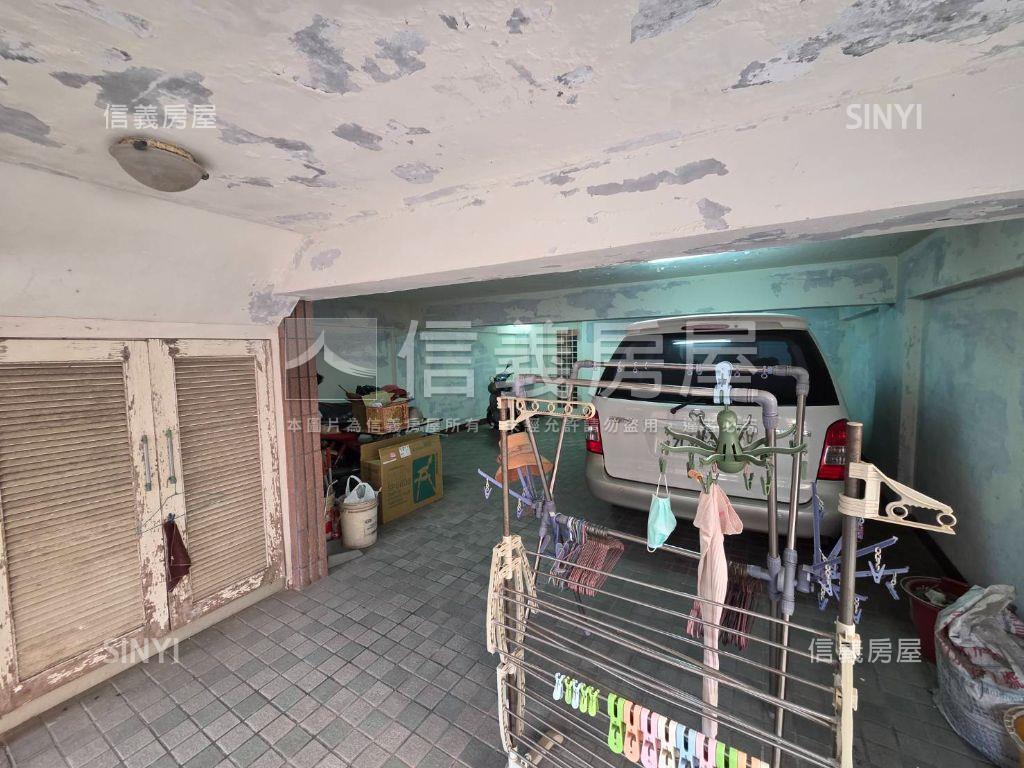 專！鳥松龍揚車庫美透房屋室內格局與周邊環境