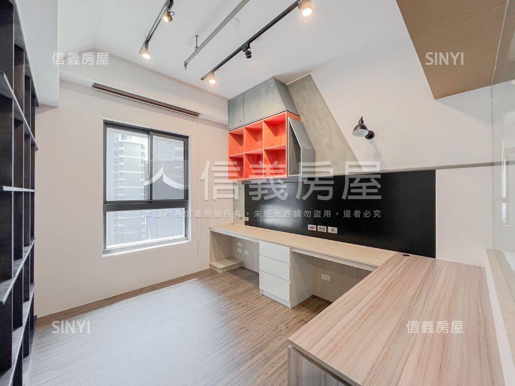 大城雲杉三房平車屋況佳房屋室內格局與周邊環境