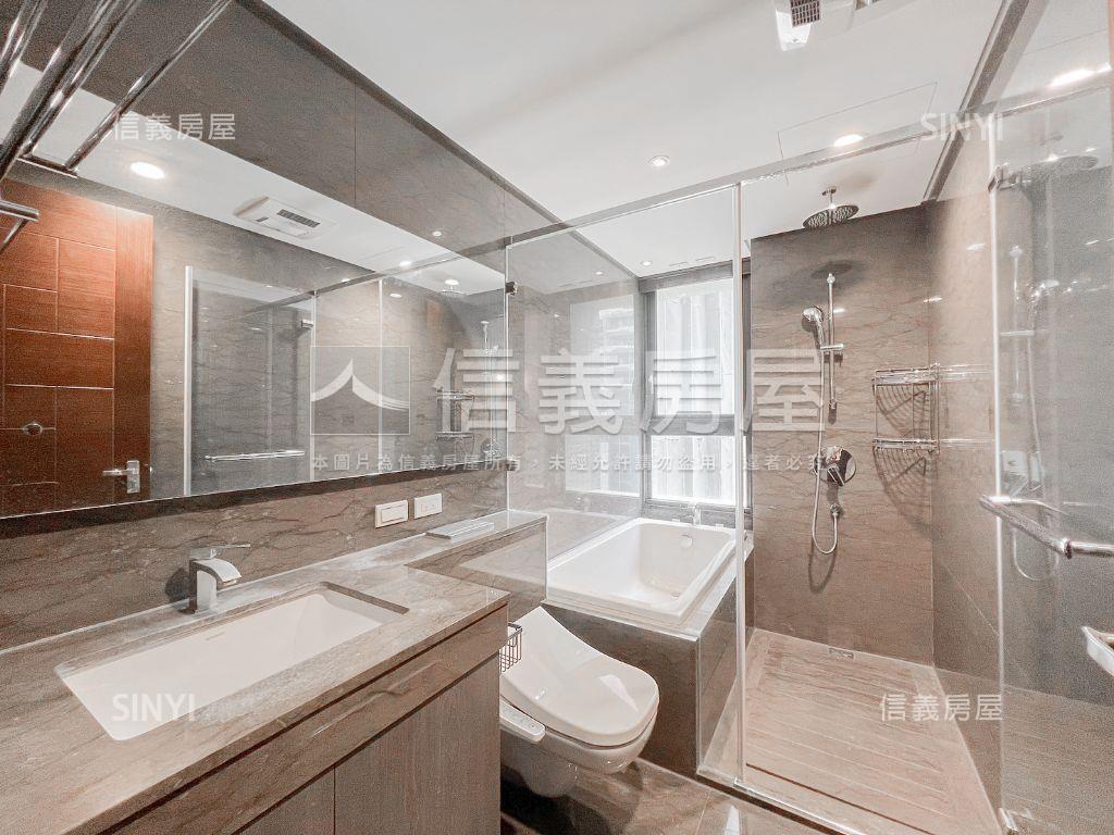 大城雲杉三房平車屋況佳房屋室內格局與周邊環境