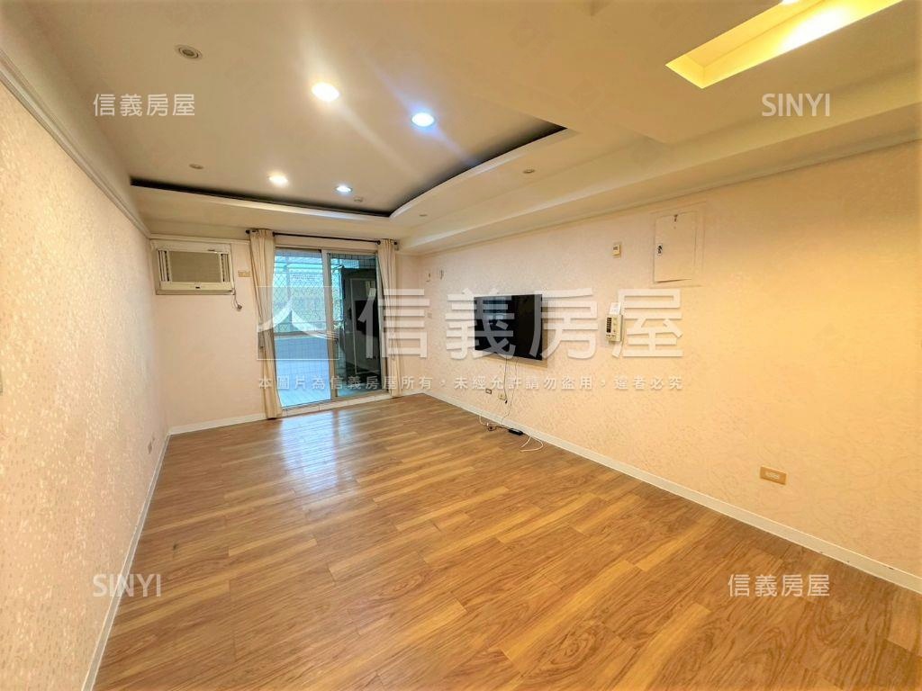 輕軌公園亮麗四房房屋室內格局與周邊環境