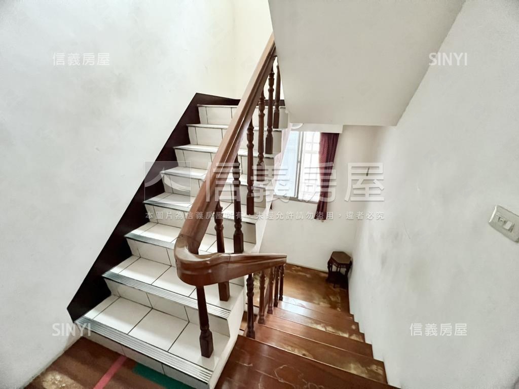 近新社國小大面寬透天房屋室內格局與周邊環境