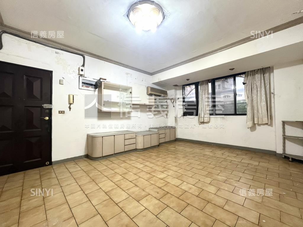 獨棟綠蔭１０１頂加土持大房屋室內格局與周邊環境