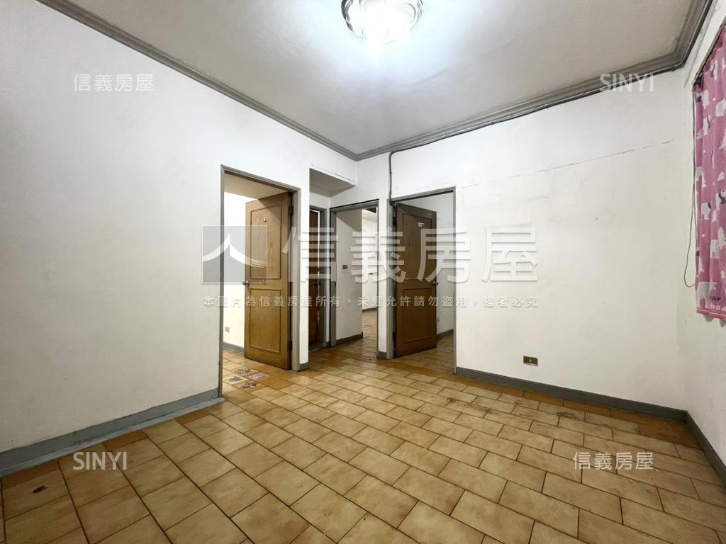 獨棟綠蔭１０１頂加土持大房屋室內格局與周邊環境