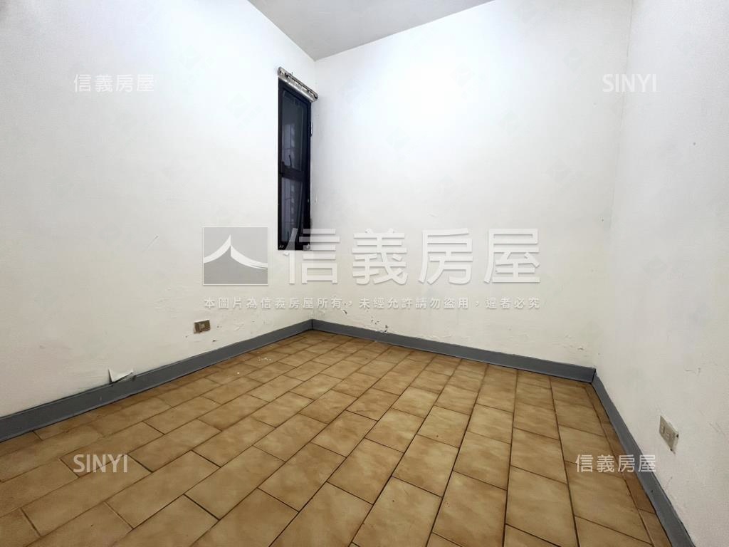 獨棟綠蔭１０１頂加土持大房屋室內格局與周邊環境