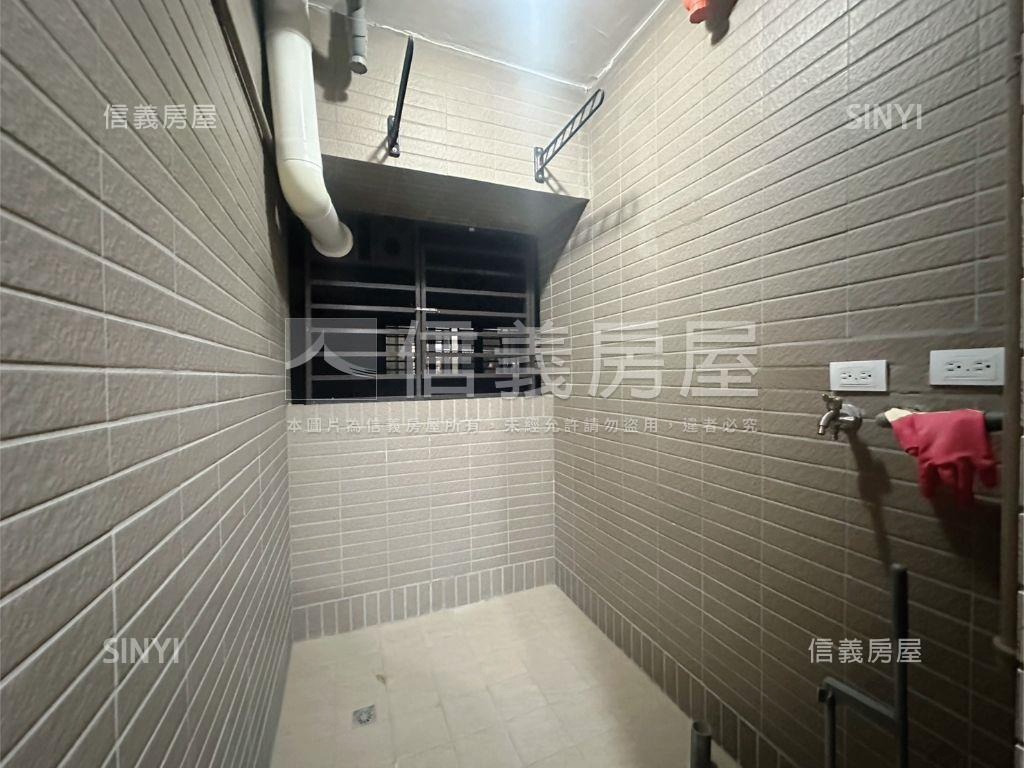 王爺壟沐光兩房平面車位房屋室內格局與周邊環境