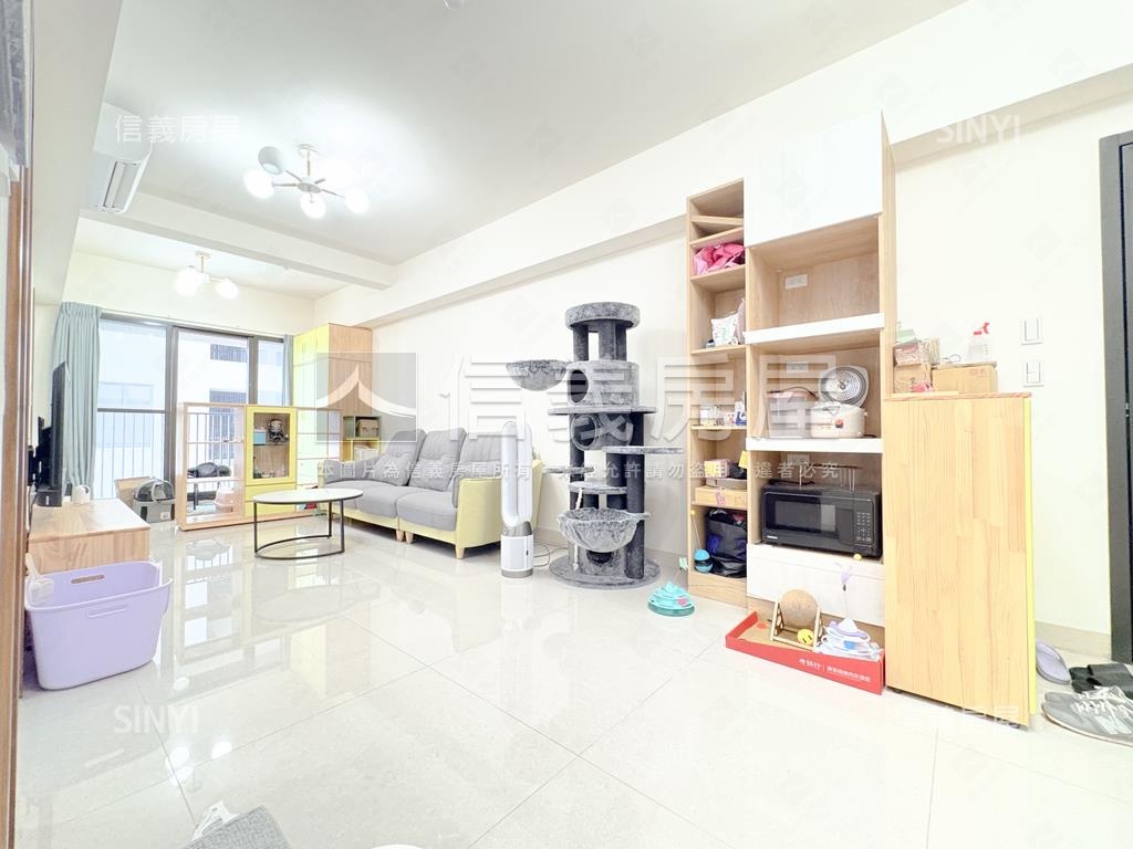 借墨二房高樓平車美屋房屋室內格局與周邊環境