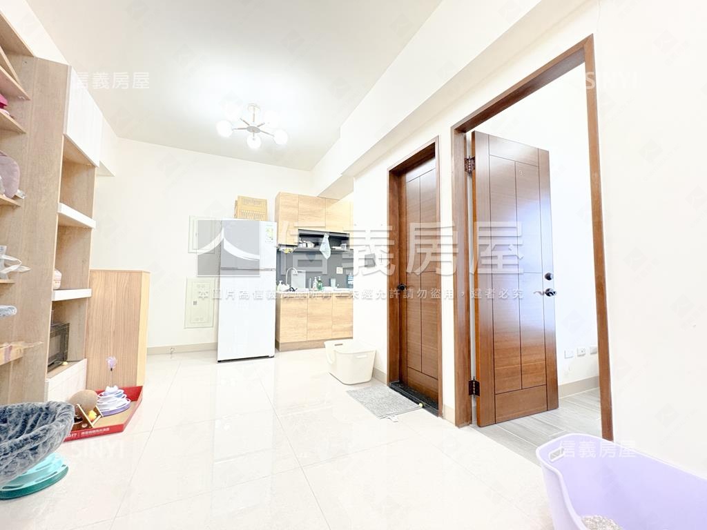 借墨二房高樓平車美屋房屋室內格局與周邊環境