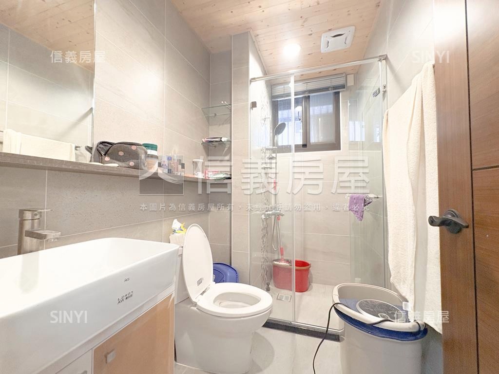 借墨二房高樓平車美屋房屋室內格局與周邊環境