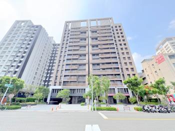 借墨二房高樓平車美屋