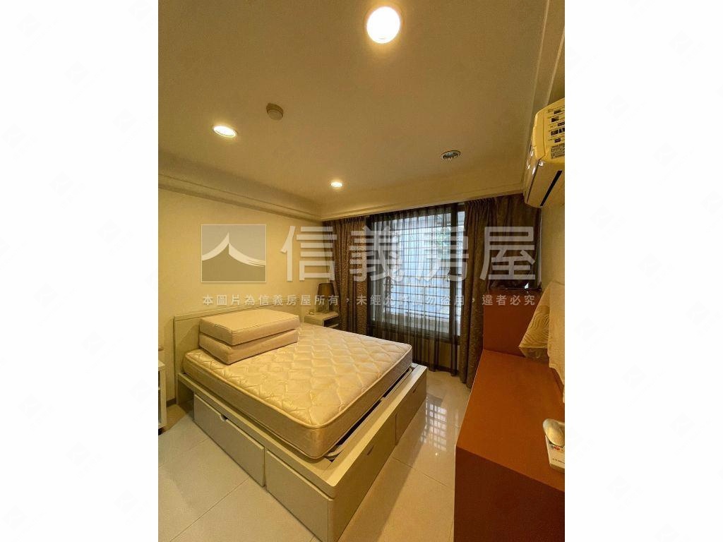 信義世貿兩房美屋房屋室內格局與周邊環境