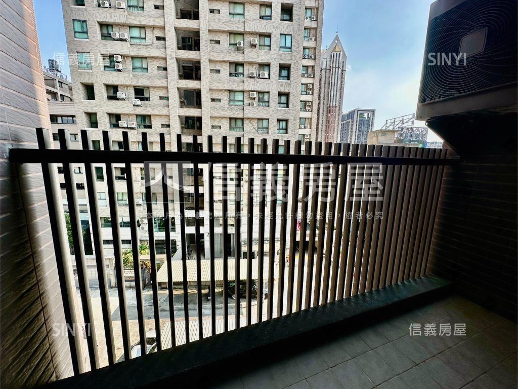 文山特區點Ｃ三房平車房屋室內格局與周邊環境
