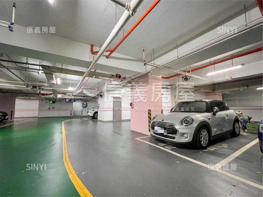 美術城品稀有三房平車房屋室內格局與周邊環境