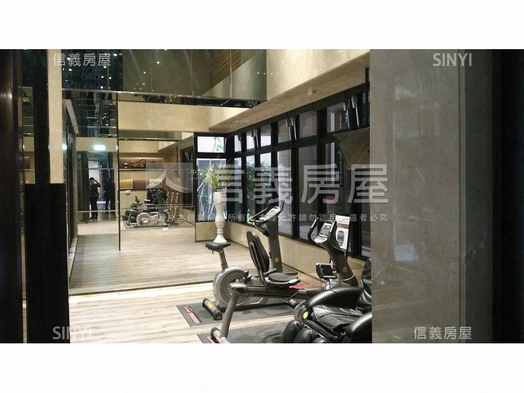 美術城品稀有三房平車房屋室內格局與周邊環境