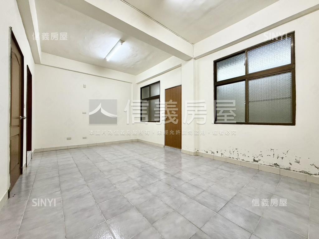 近公園稀有面寬透天房屋室內格局與周邊環境