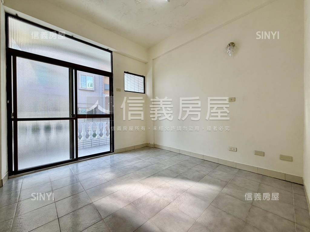 近公園稀有面寬透天房屋室內格局與周邊環境