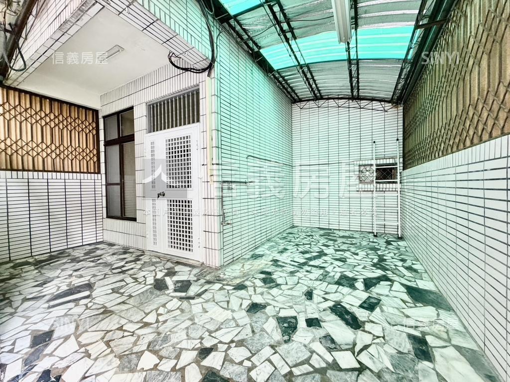 近公園稀有面寬透天房屋室內格局與周邊環境