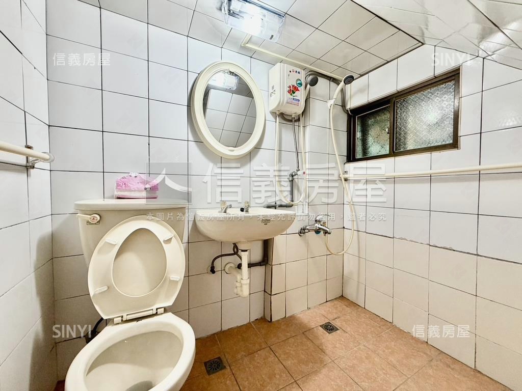 近公園稀有面寬透天房屋室內格局與周邊環境