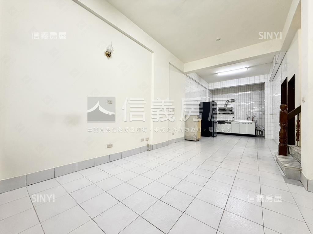 近公園稀有面寬透天房屋室內格局與周邊環境