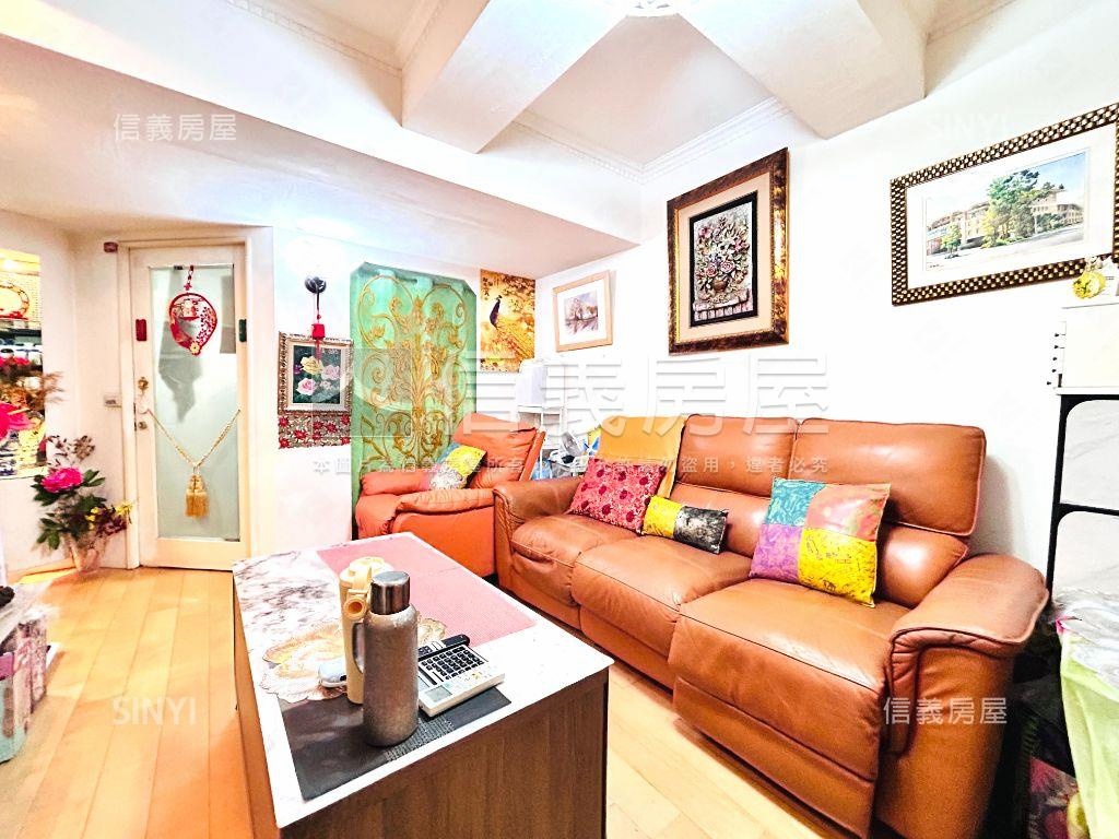 精華中山★長安西路電梯宅房屋室內格局與周邊環境