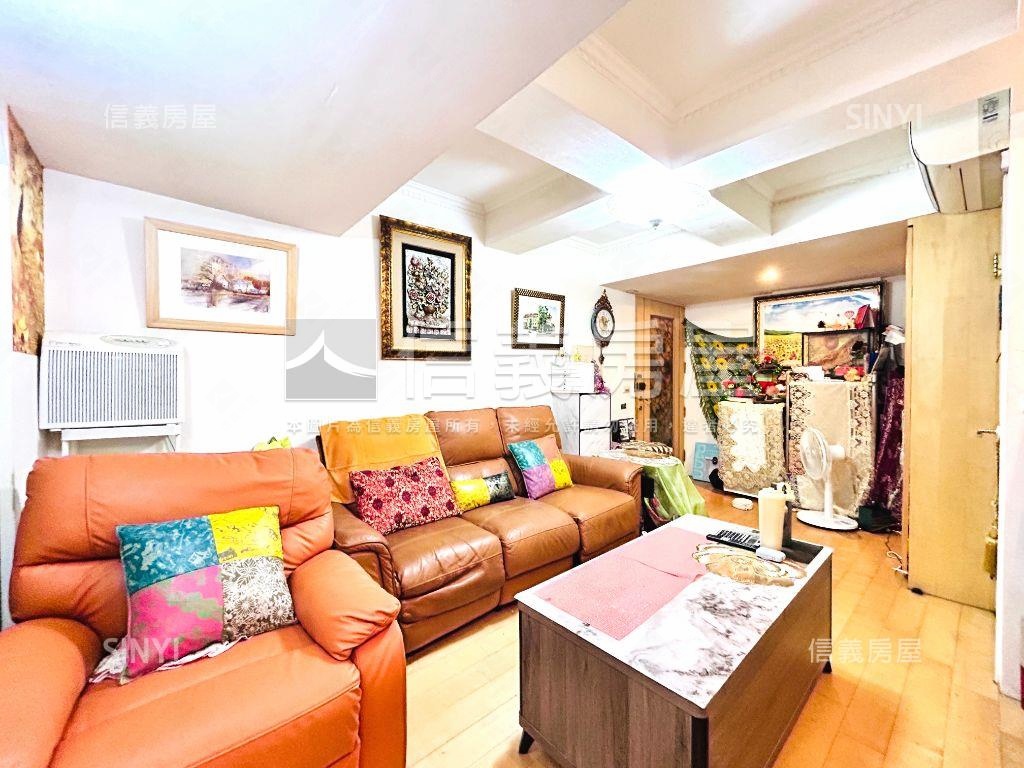 精華中山★長安西路電梯宅房屋室內格局與周邊環境