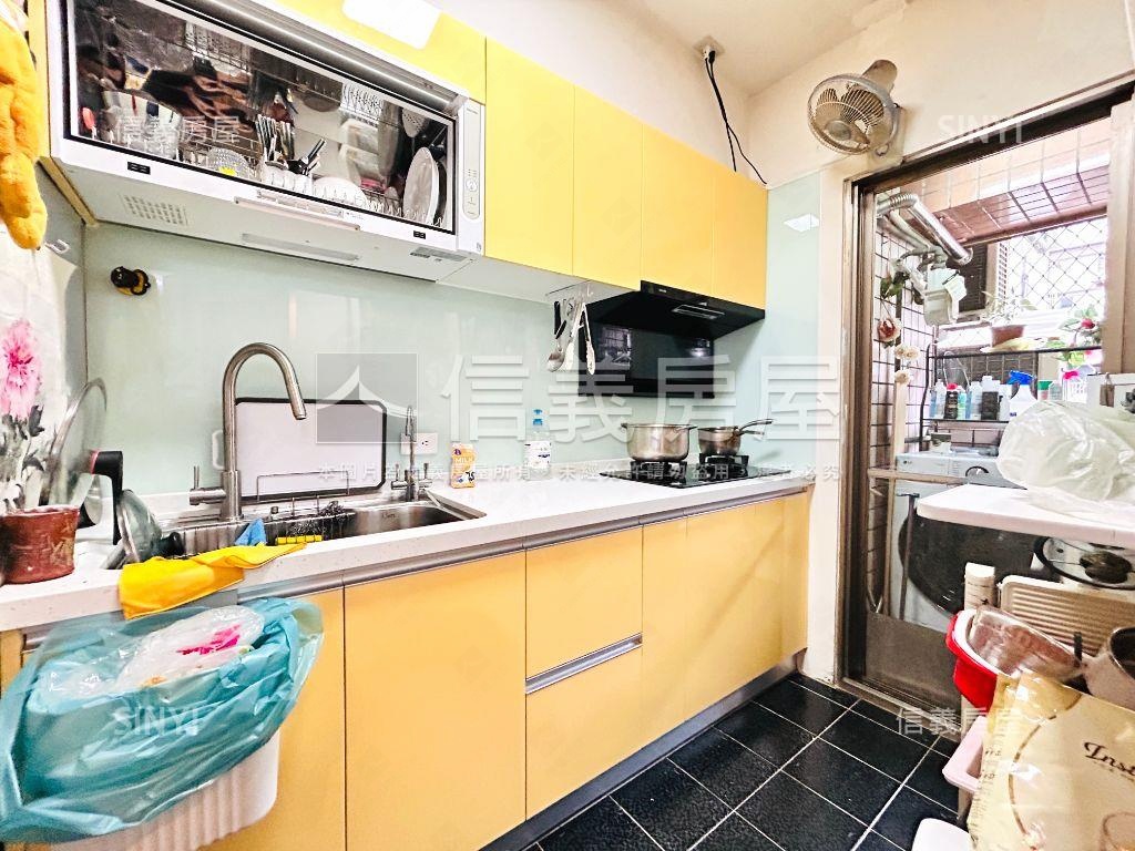 精華中山★長安西路電梯宅房屋室內格局與周邊環境