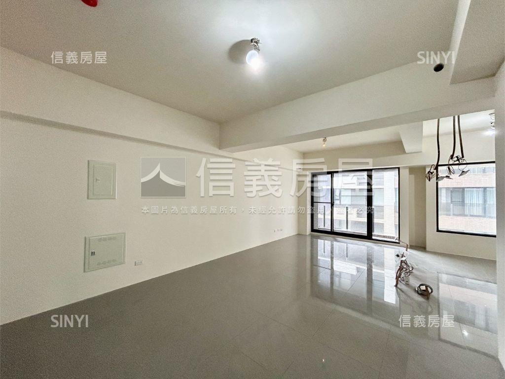 首購激推大景首席兩房平車房屋室內格局與周邊環境