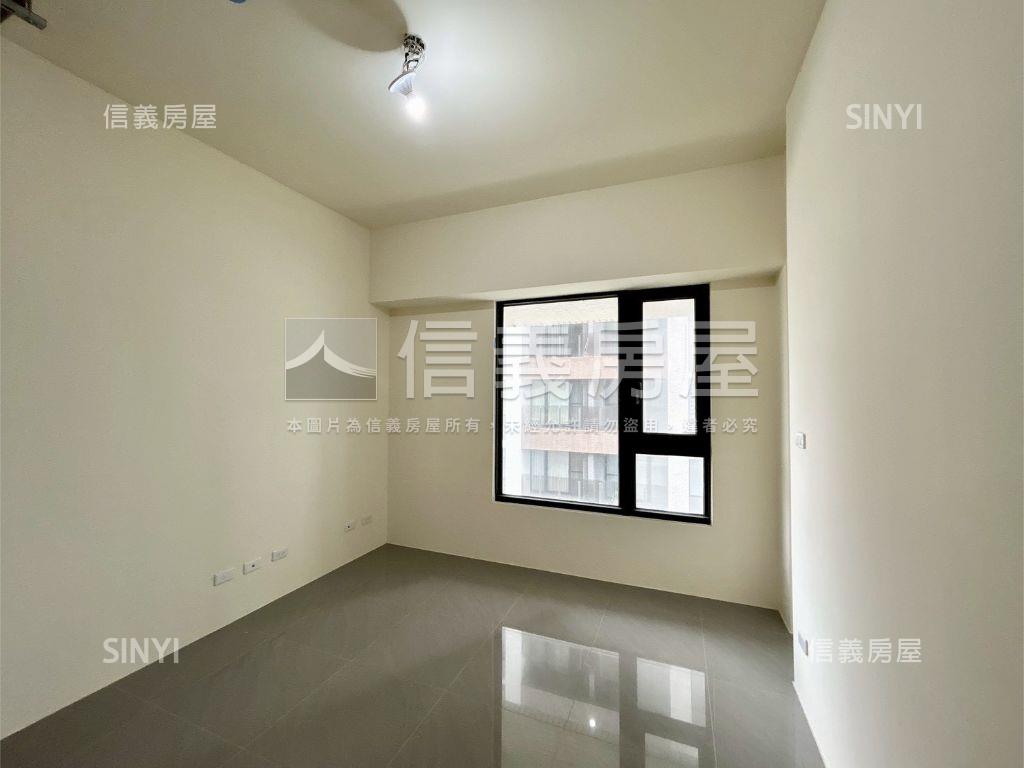 首購激推大景首席兩房平車房屋室內格局與周邊環境