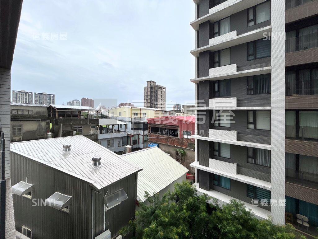 首購激推大景首席兩房平車房屋室內格局與周邊環境