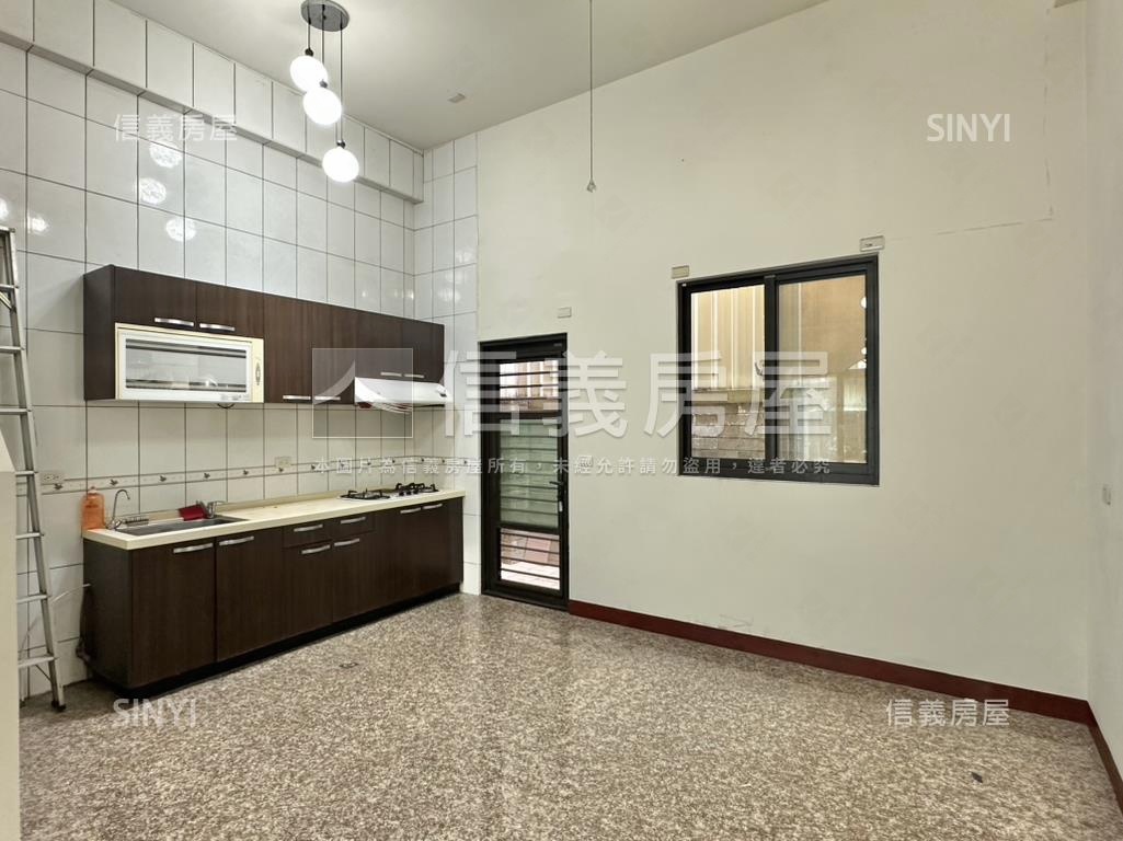 太平臨路黃金透店房屋室內格局與周邊環境