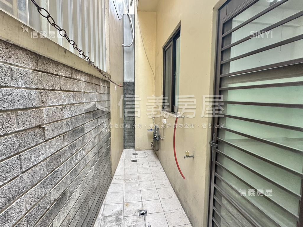 太平臨路黃金透店房屋室內格局與周邊環境