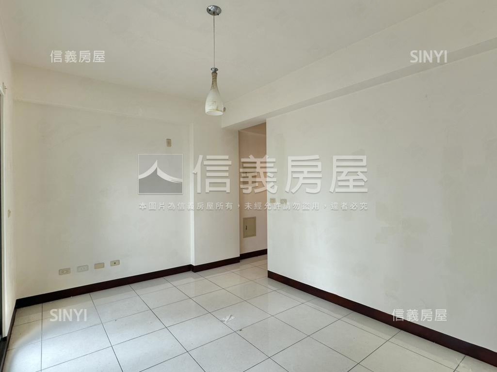 太平臨路黃金透店房屋室內格局與周邊環境