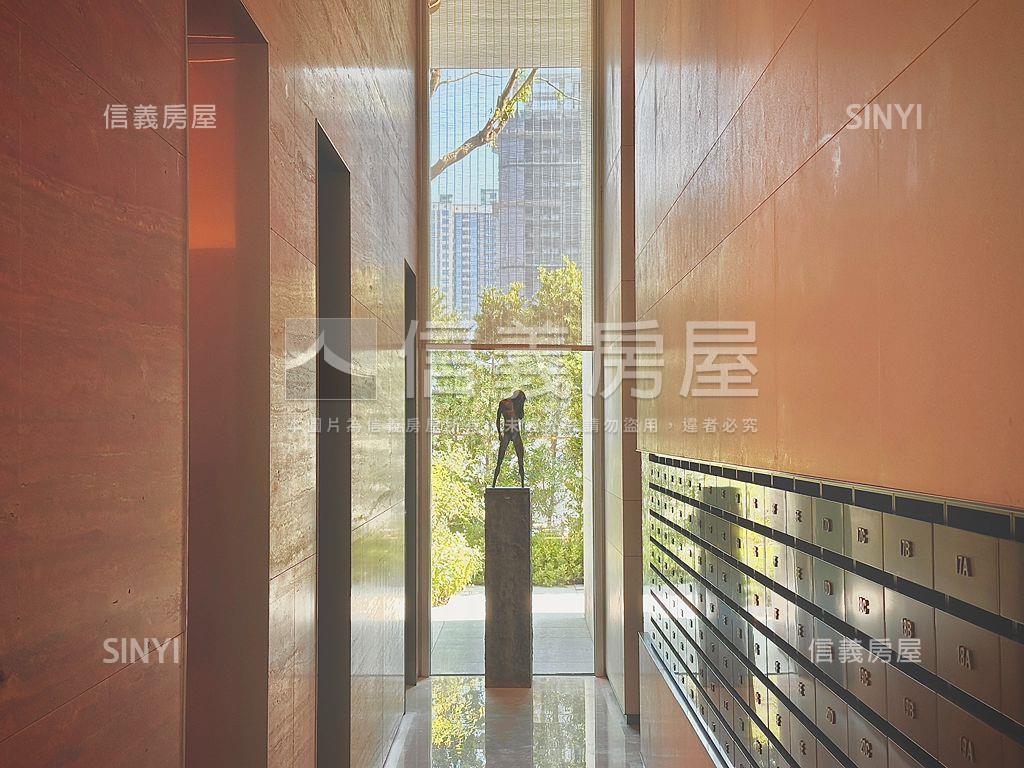 理仁柏舍高樓雙車面公園房屋室內格局與周邊環境