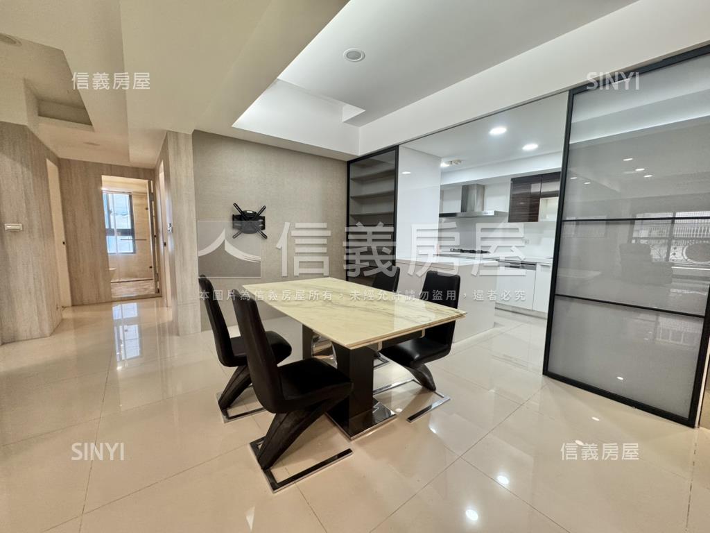 富宇麗緻四房三車含充電樁房屋室內格局與周邊環境