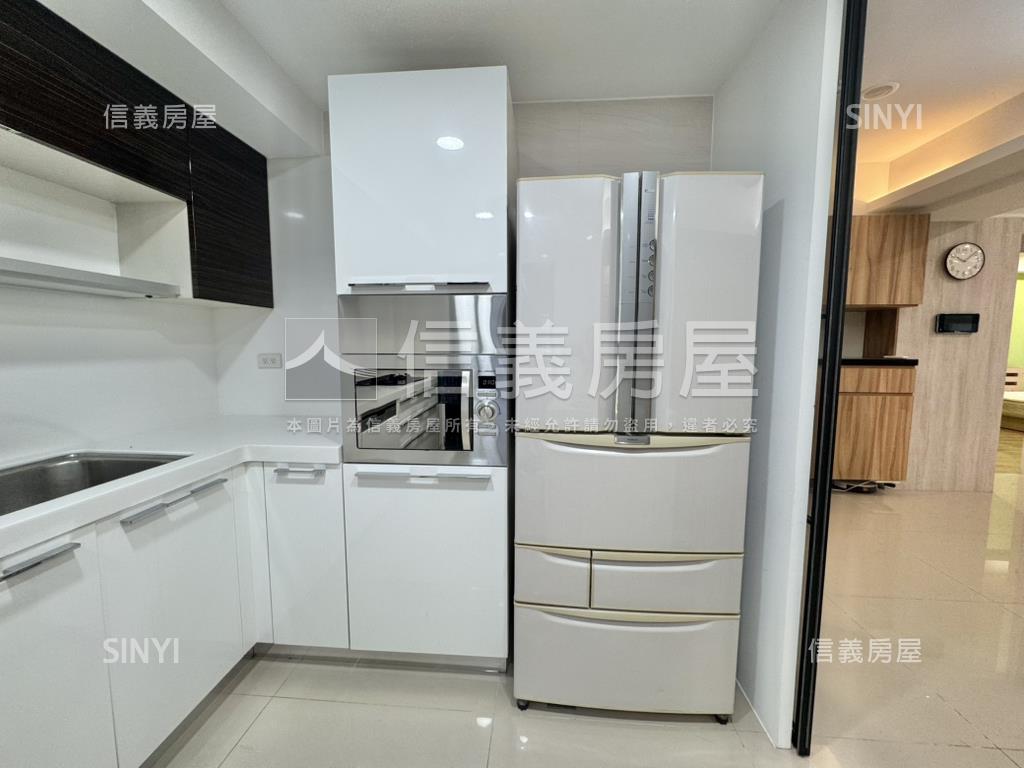 富宇麗緻四房三車含充電樁房屋室內格局與周邊環境