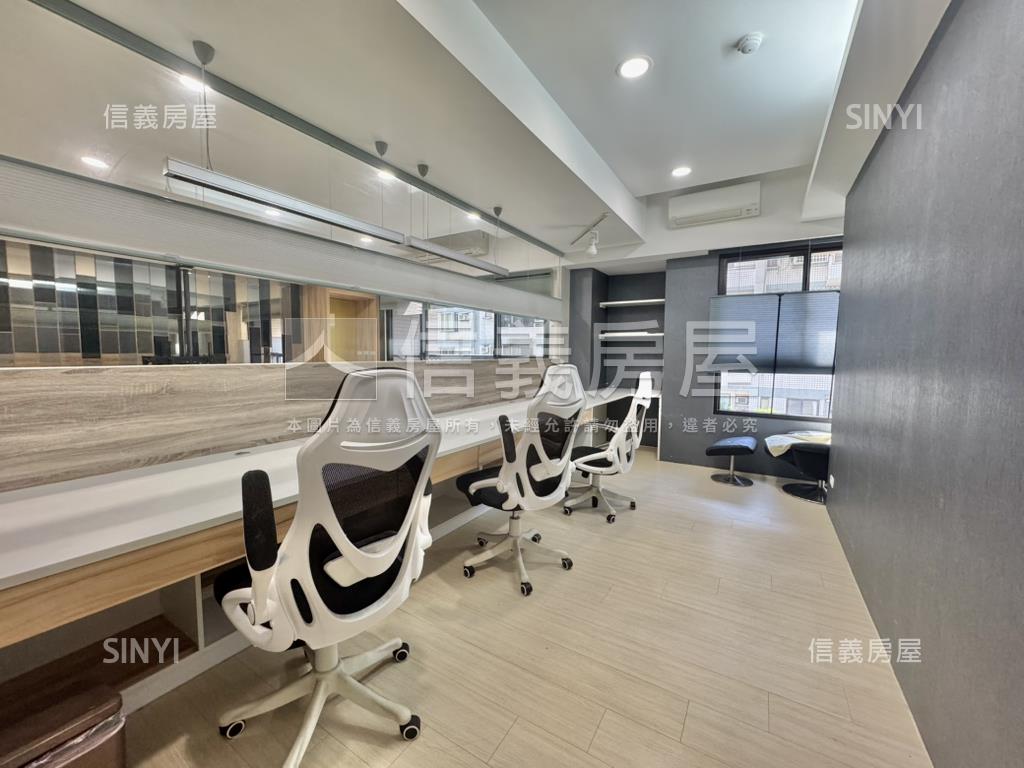 富宇麗緻四房三車含充電樁房屋室內格局與周邊環境