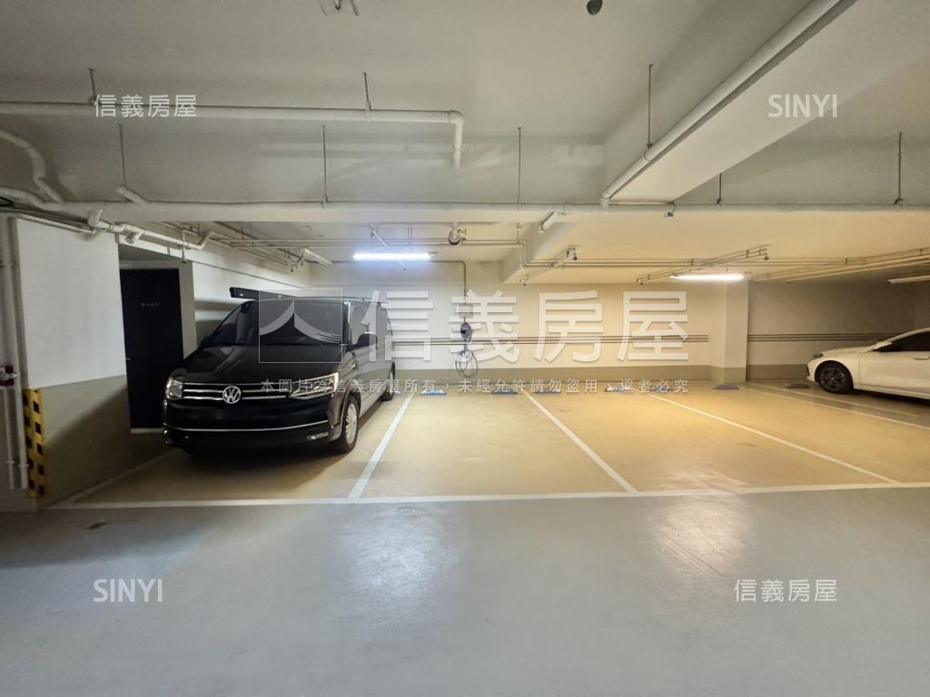 富宇麗緻四房三車含充電樁房屋室內格局與周邊環境