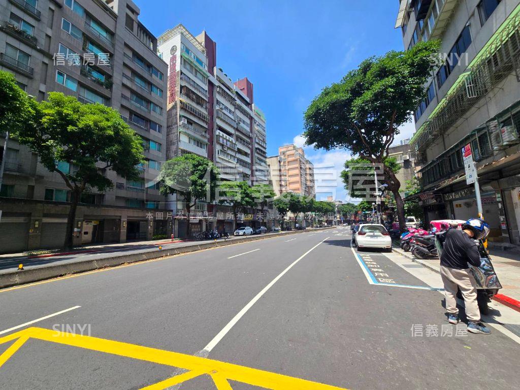 國語實小㊣學區電梯邊間宅房屋室內格局與周邊環境