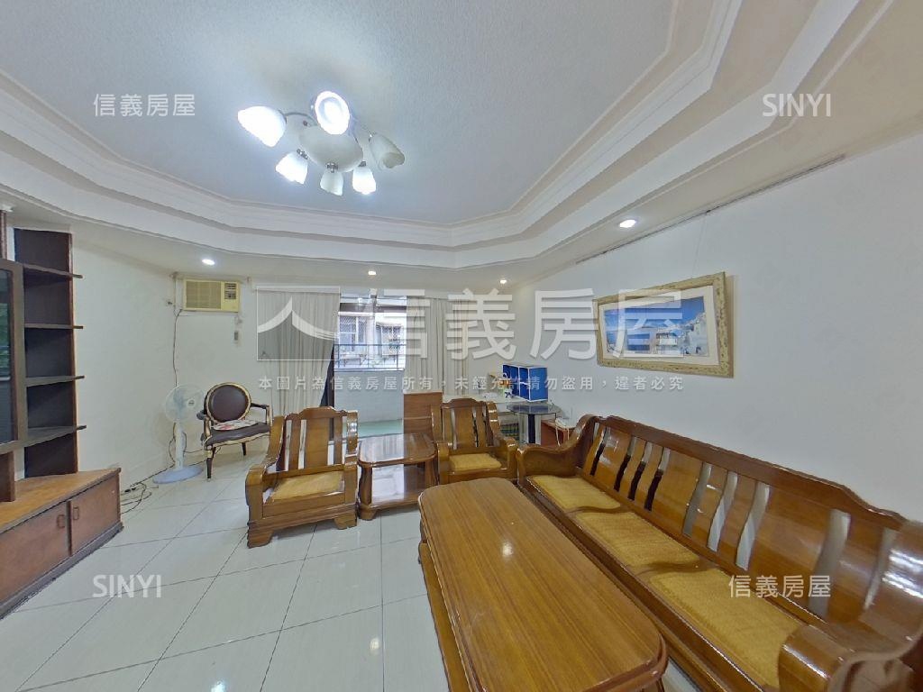 捷運邊間學區三房房屋室內格局與周邊環境