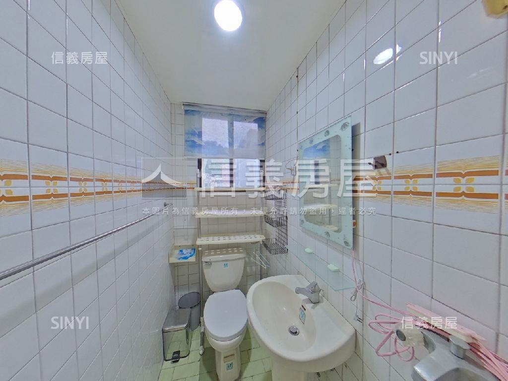 捷運邊間學區三房房屋室內格局與周邊環境