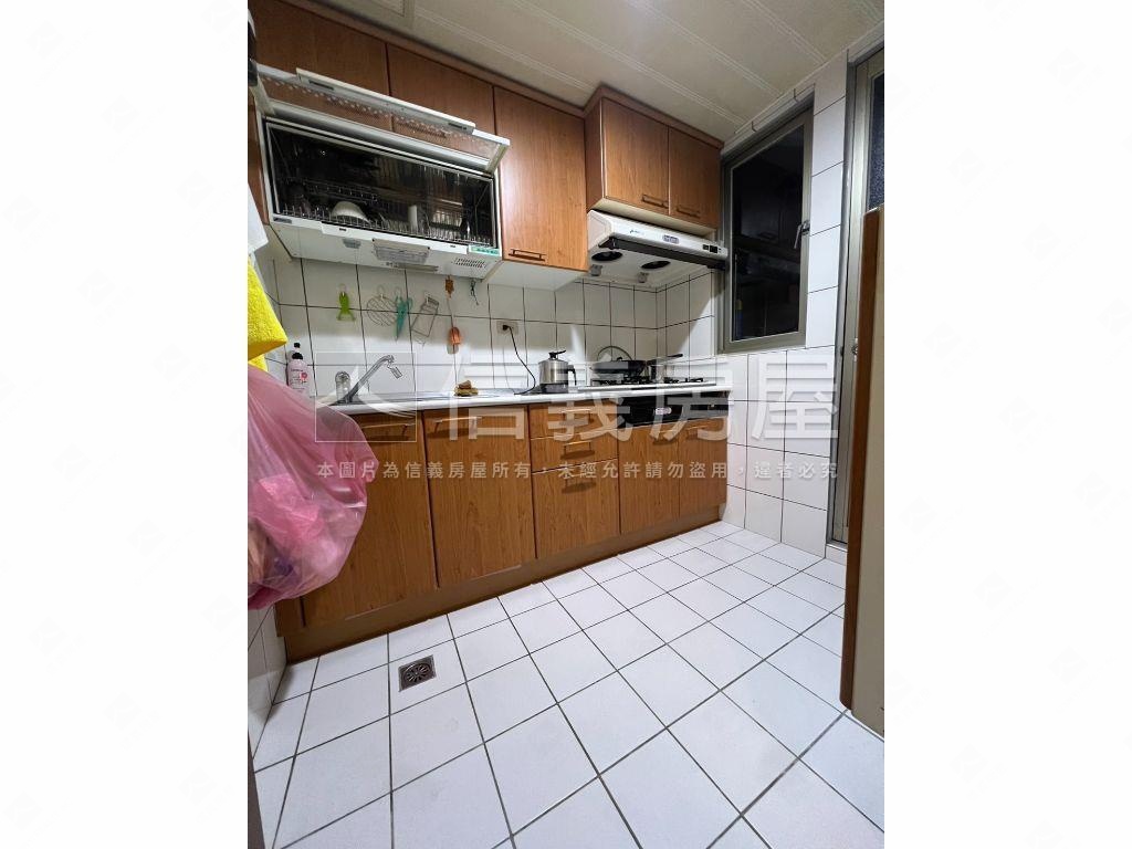 一橋進北市｜頂溪捷運電梯房屋室內格局與周邊環境