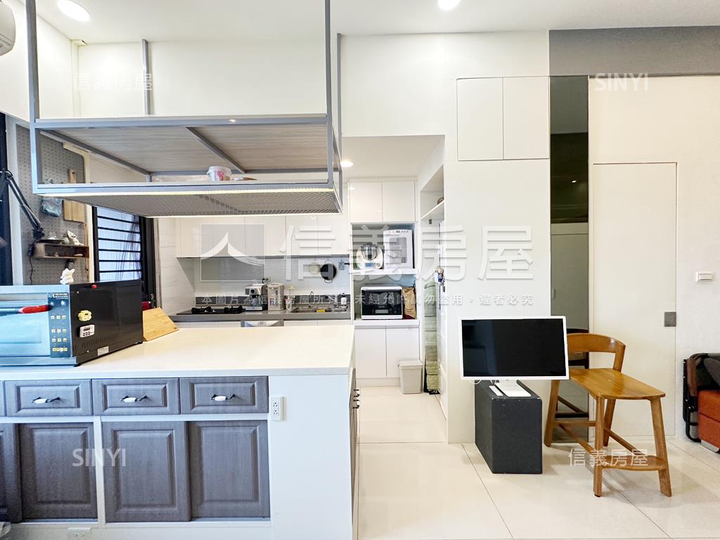 鋼骨電梯愜意質感美屋房屋室內格局與周邊環境